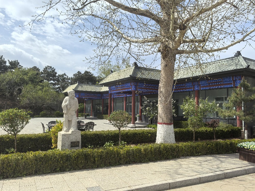 深度解读灵山宝塔陵园：环境、碑型与服务的完美结合